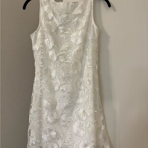 Elegant White Floral Dress